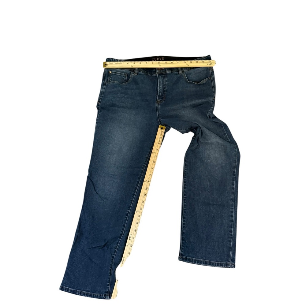 Curve Appeal Women's Flare Jeans in Classic Blue 14 EUC - Picture 3 of 7